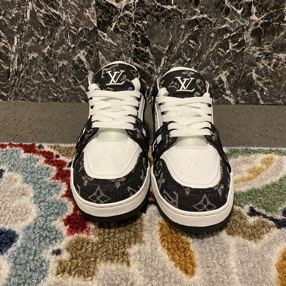 Louis Vuitton Monogram Sneakers